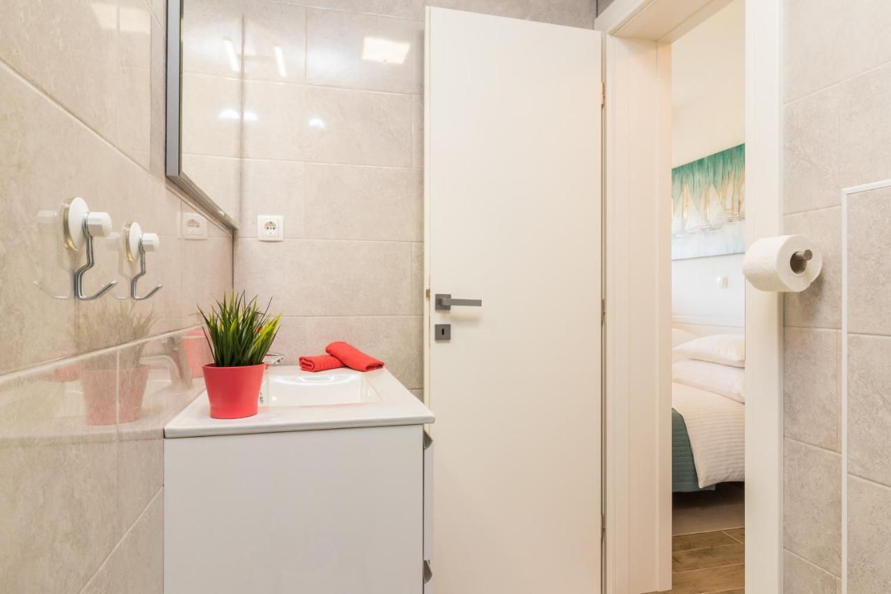 New Apartment Near Sea With 3 Bedrooms And 2 Bathrooms Pula Exterior foto