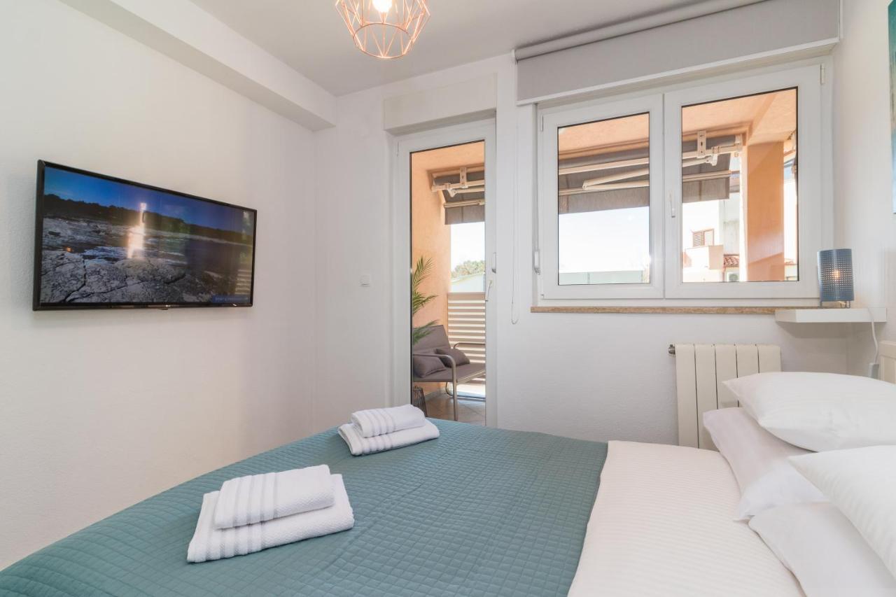 New Apartment Near Sea With 3 Bedrooms And 2 Bathrooms Pula Exterior foto